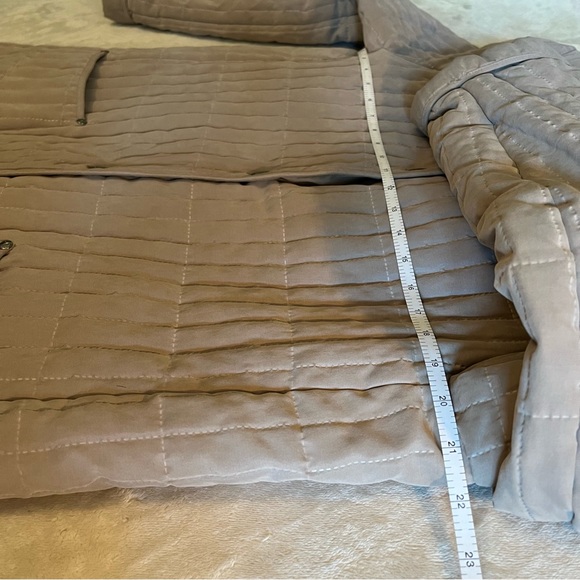 Beige Quilted Button Up Coat with Plaid liner - Picture 6 of 11